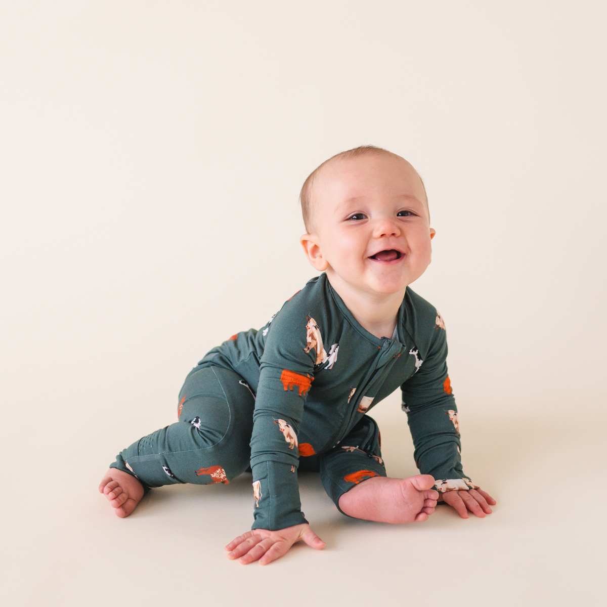 bug + bean kids - Wholesale Jumpsuit - Baby - Bamboo Zip Convertible Romper – Green Cow Baby Pajamas4