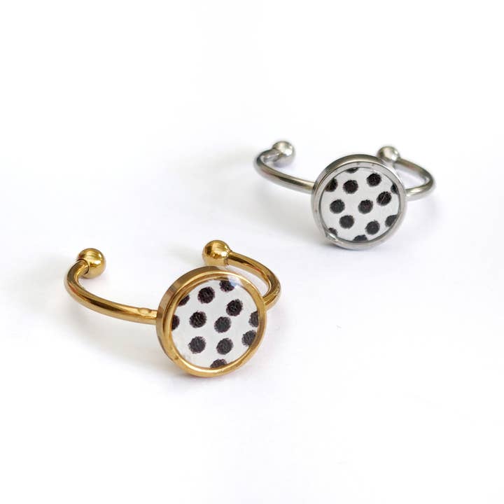 Små åbne ringe i stof - plettet for engroshandel hos All The Discos