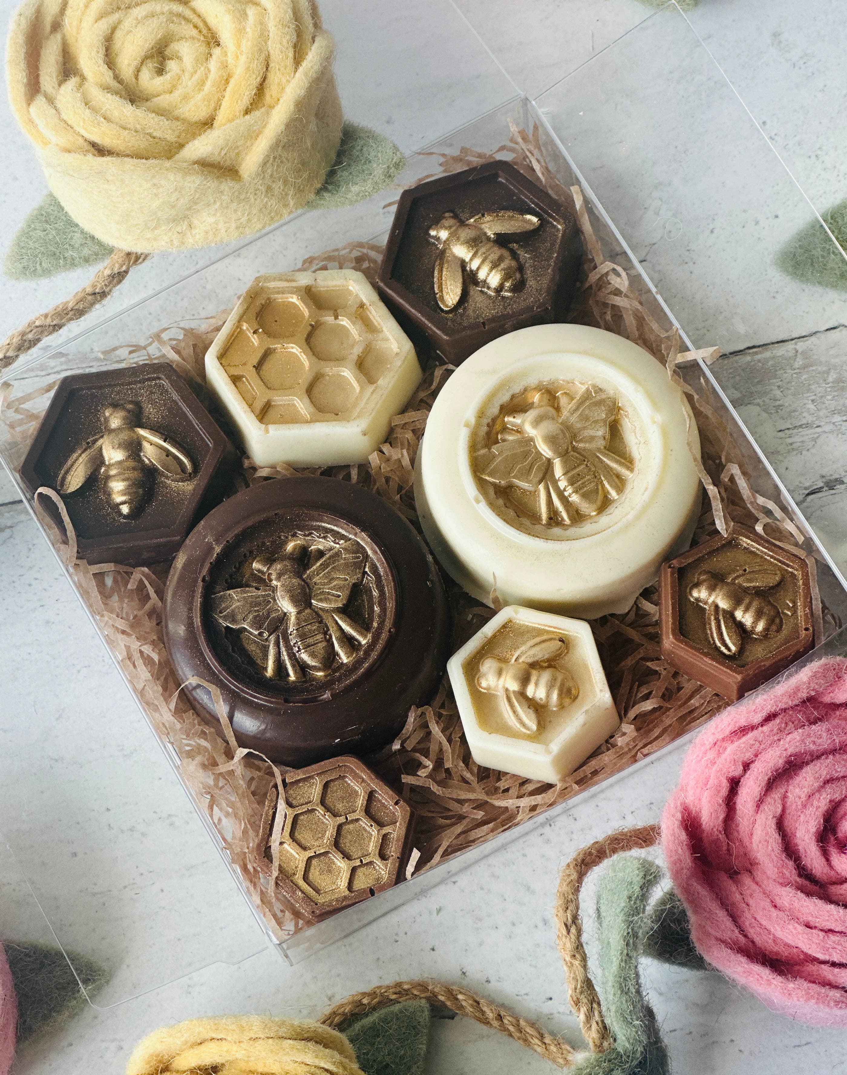 Chocolates Unlimited by Denise - Wholesale Chocolate Box - Bee Themed Chocolates2