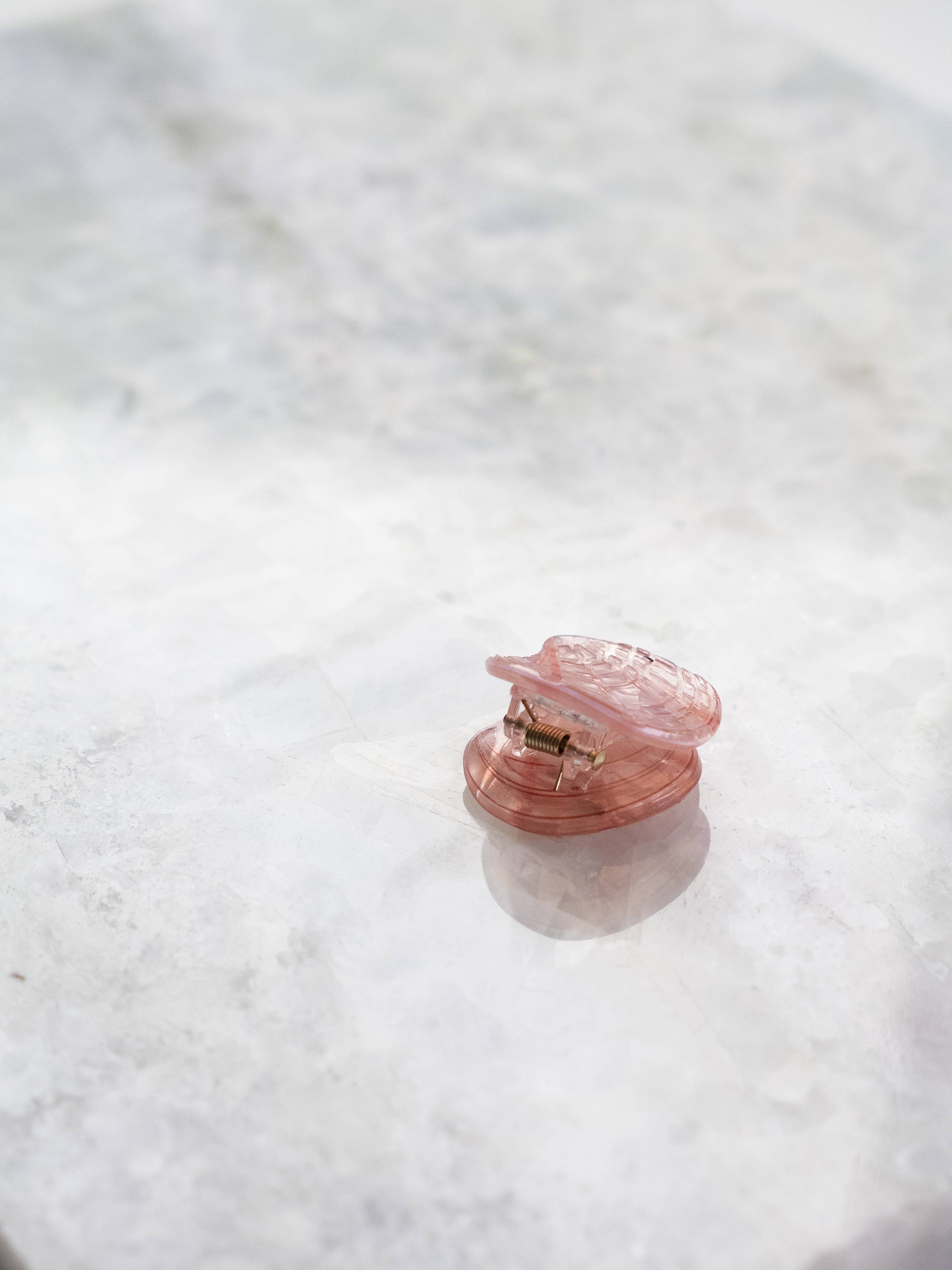 Haven - Wholesale Hair Clip - Women's - Eco Friendly Seashell Hair Clips, Mini8