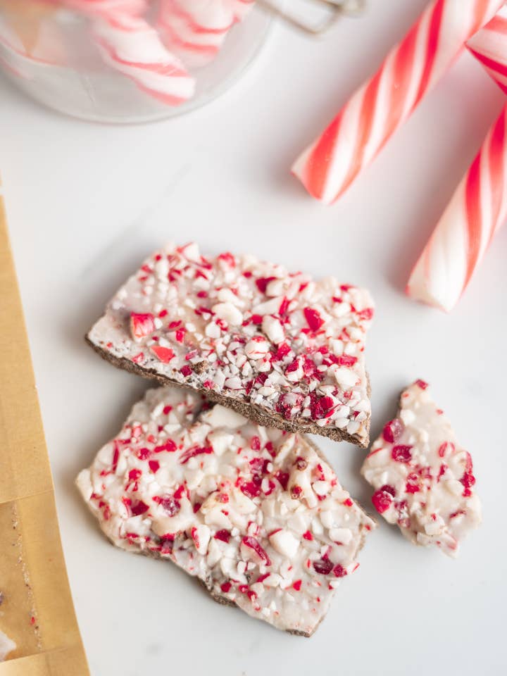 Mittlere vegane Pfefferminzrinde 85 g für den Großhandel von Break Free Candy