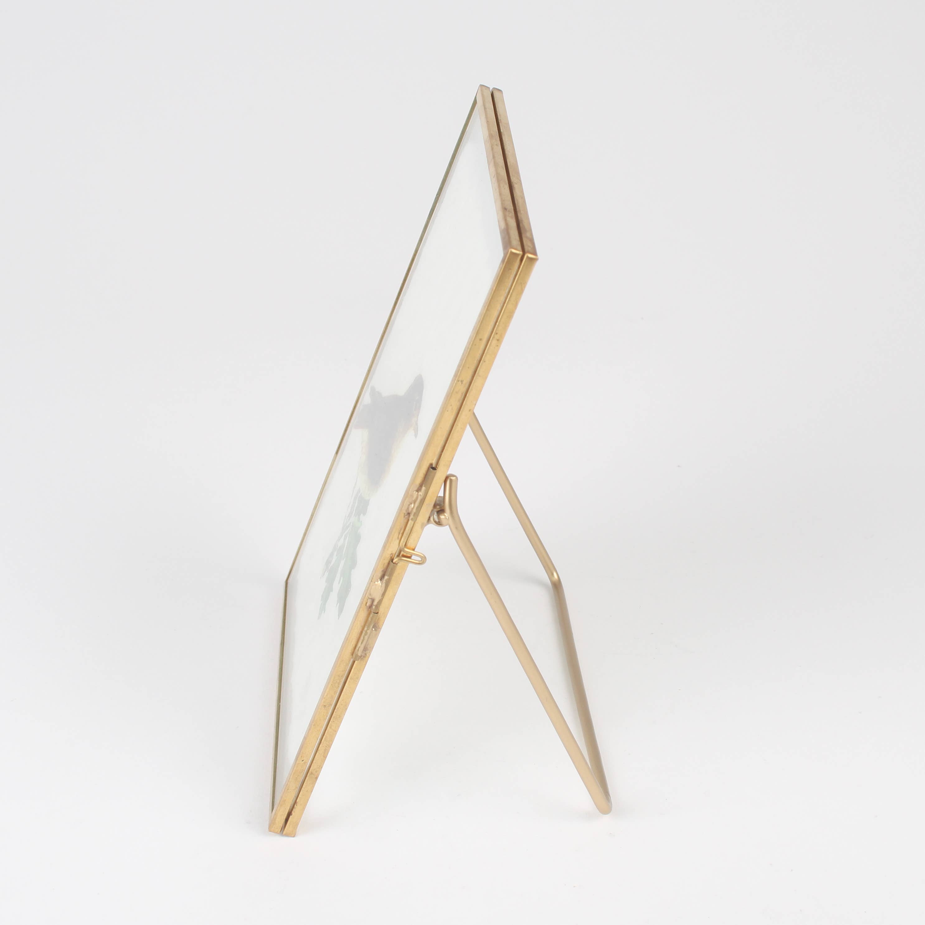 Originals International Ltd - Wholesale Picture Frame - Gold Frame with Bird Print – A5 Floating Glass Picture Frame1