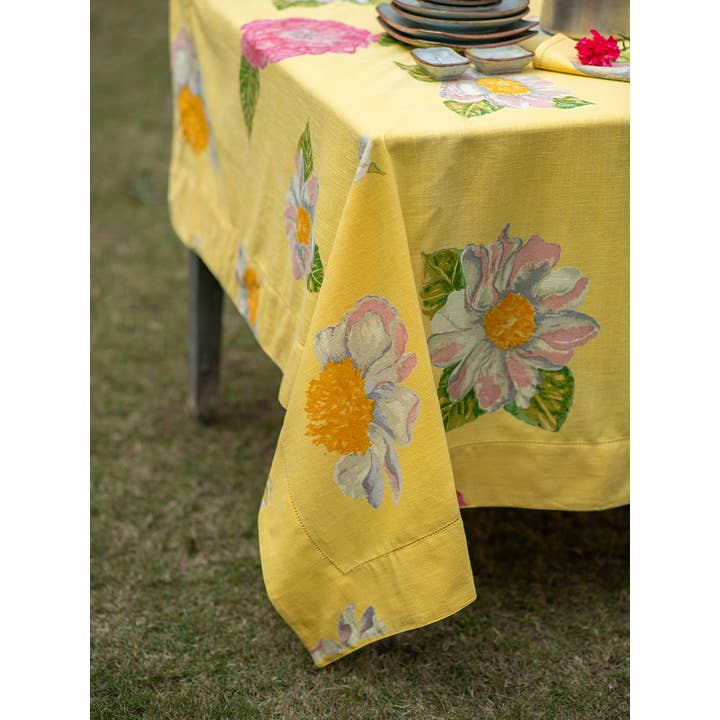 Handprint - Wholesale Tablecloth - Madrid Yellow Textured Tablecloth 1