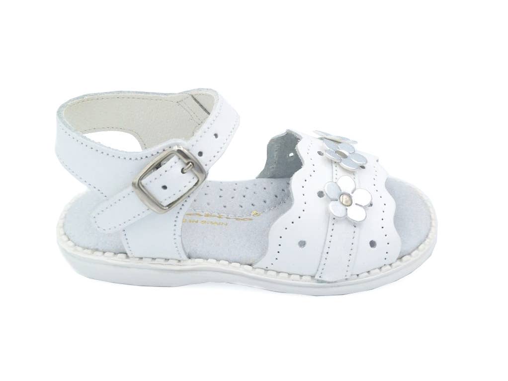 CALZADOS FERNANDEZ ALONSO SL - Wholesale Sandals - Kids - White sandal with flowers1