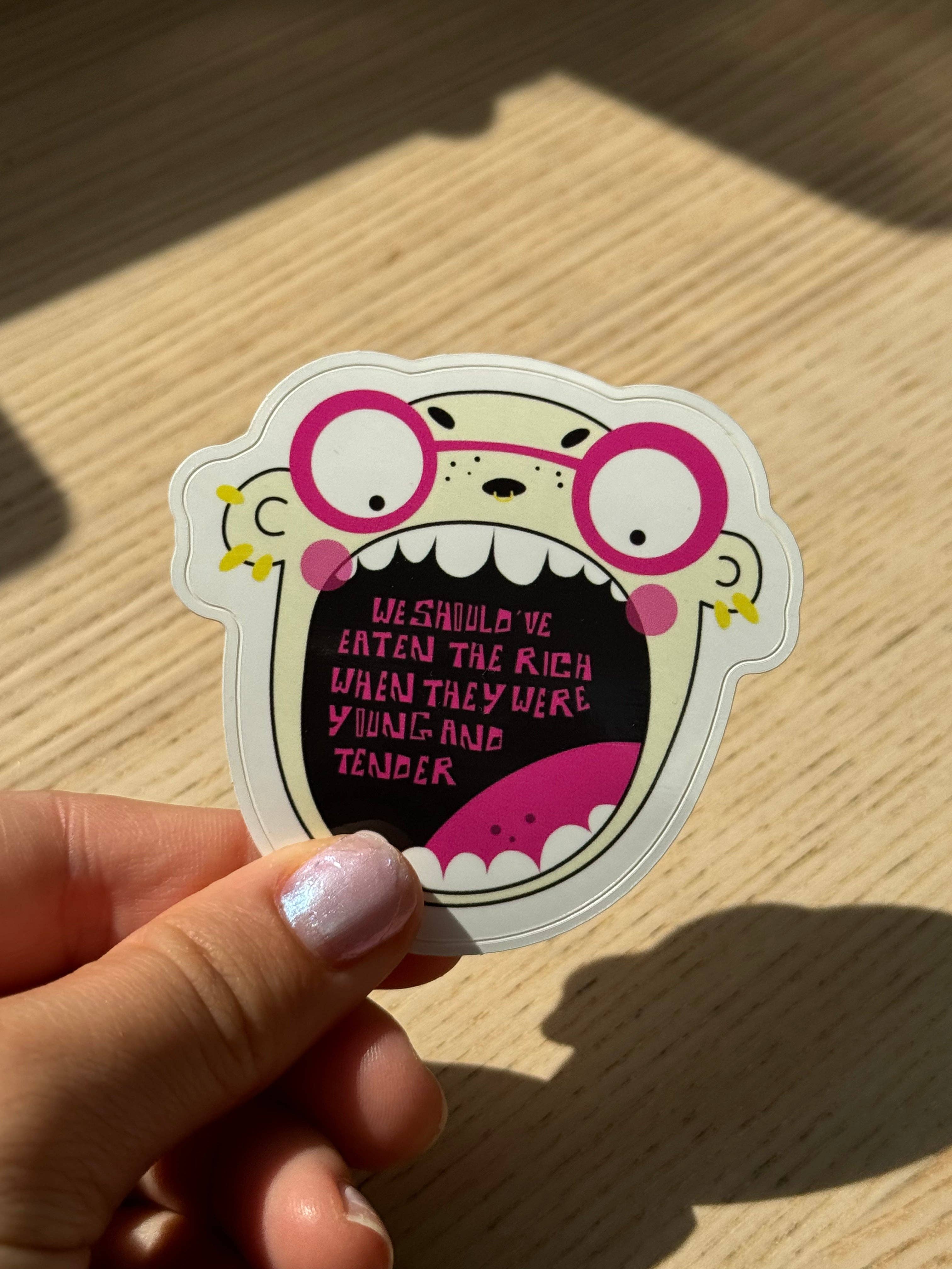 Strwbry Wrld - Vendita all'ingrosso Adesivo - Adesivi "Mangia i ricchi"3