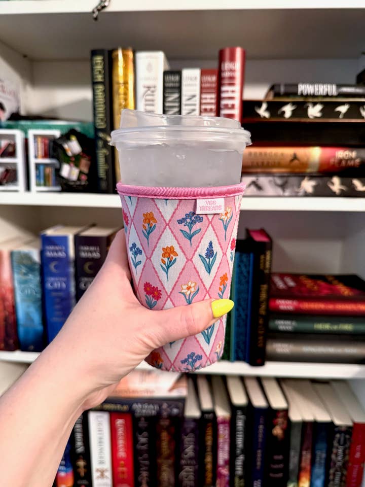 Wildflower Diamond Quilt Iced Coffee Drink Sleeve - Medium for wholesale by YGG Threads