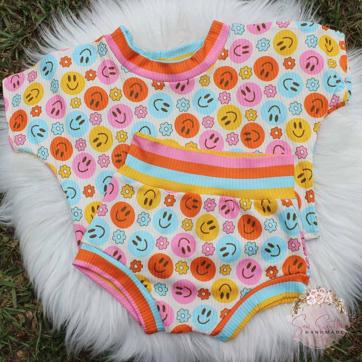 Sew Southern Kids Couture - Wholesale Top & Short Set - Kids - Girl's Groovy Vibes Retro Smiley Face Outfit