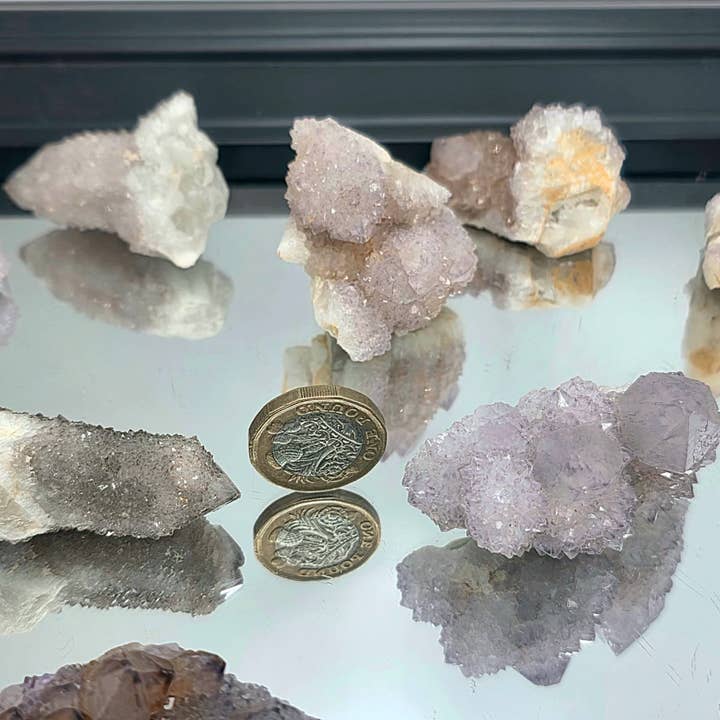 Distinction Crystals - Wholesale Spiritual stone/crystal - Small Amethyst Spirit Quartz 30-50g1