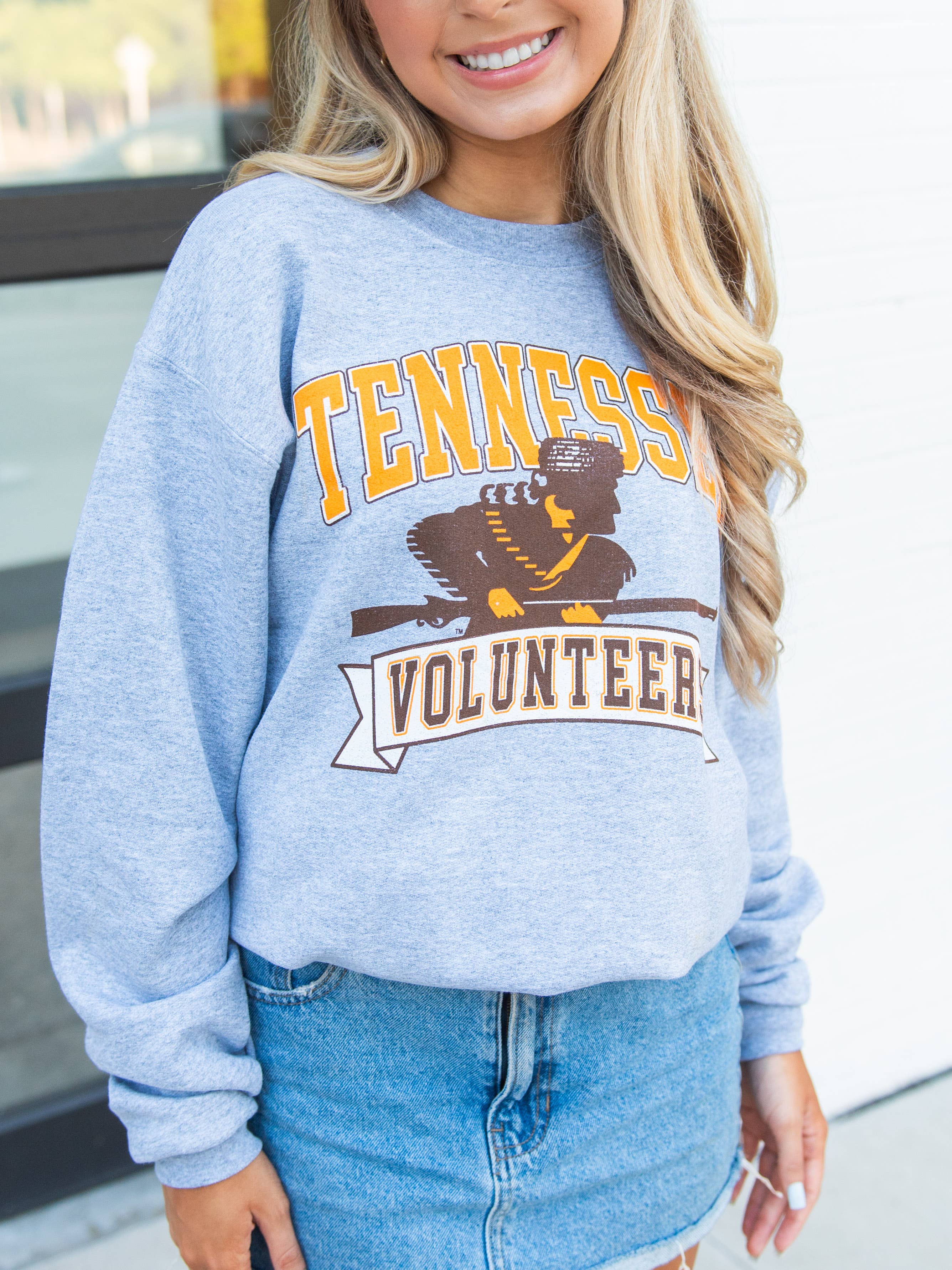 Southern Made Tees - Wholesale Sweatshirt - Unisex - Tennessee Volunteers Rifleman Crew1
