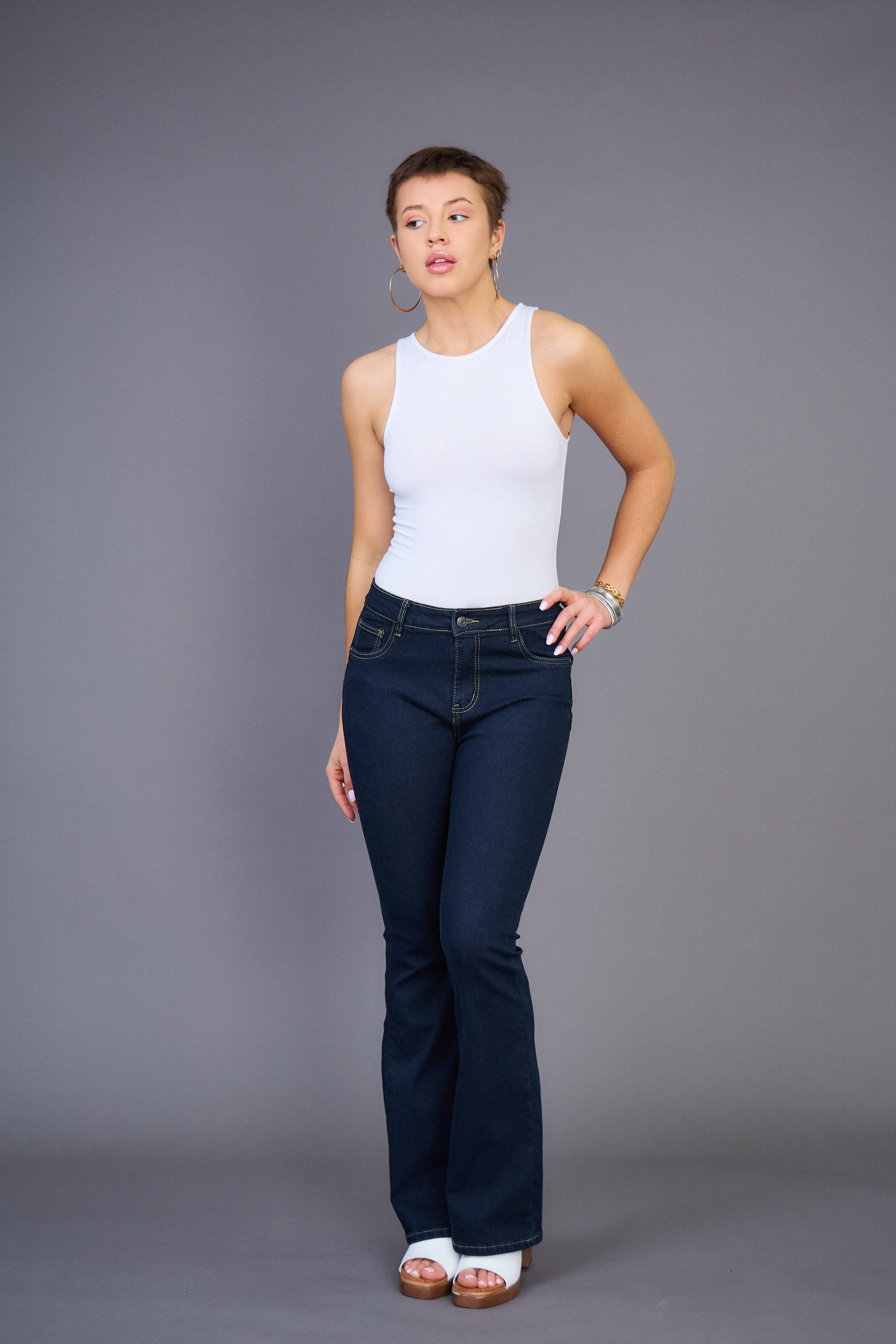 ANA & LUCY - Wholesale Jeans - Women's - Women's Flare Push-Up Jeans - ANA & LUCY1
