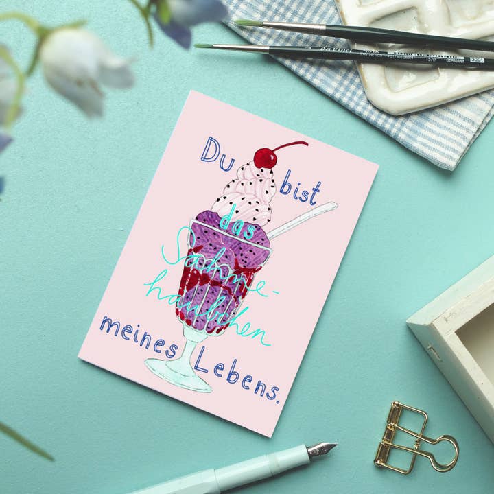 Postcard ice cream sundae pink for wholesale by Wonder Of Today