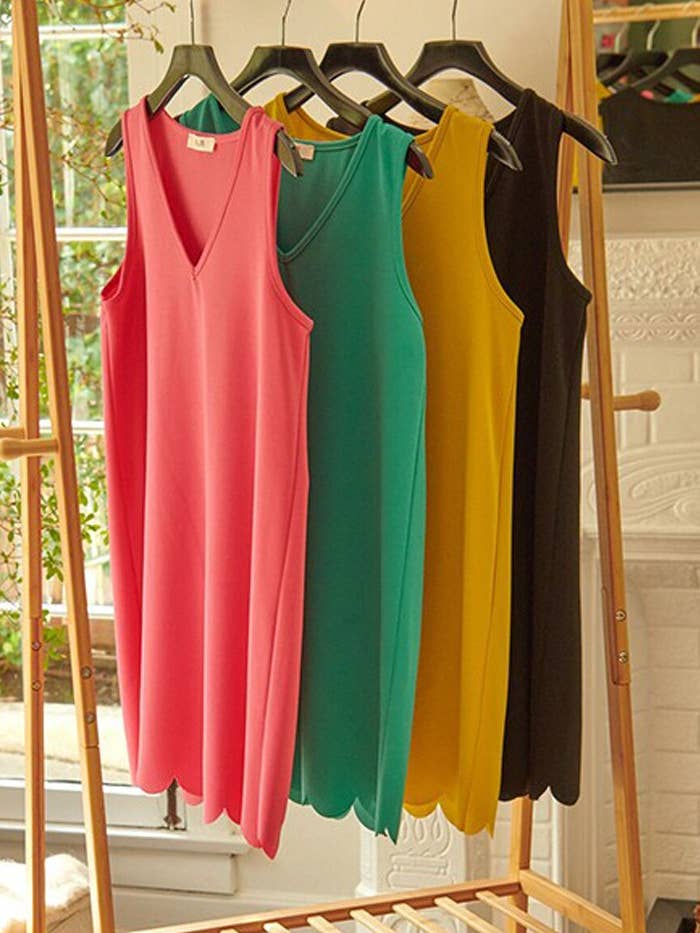 JADE BY JANE - Wholesale Dress - Women's - V-neck Scallop Bottom Dress