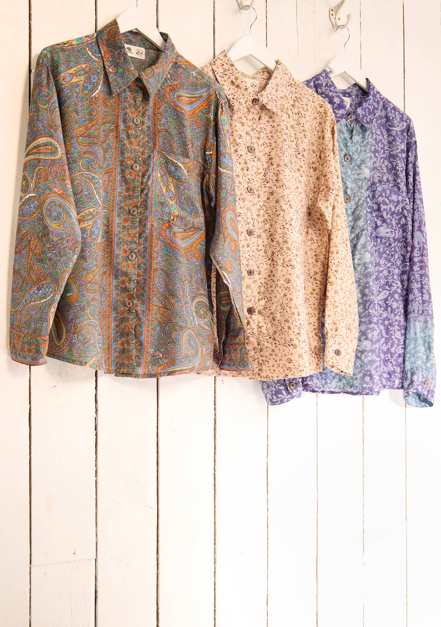 Namaste - Vente Chemise à col boutonné – femme - Chemise oversize à manches longues en sari recyclé6