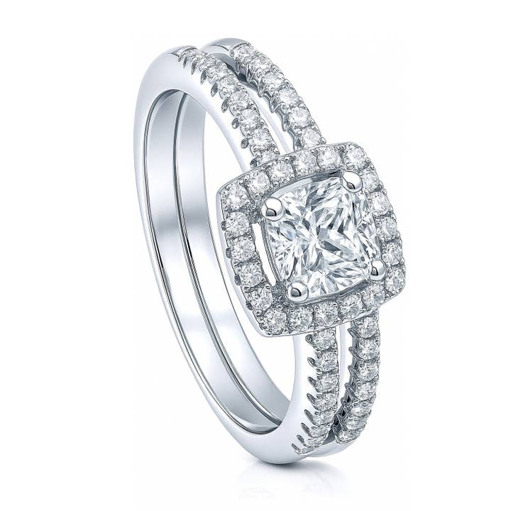 BERRICLE forlovelsesringsæt i sterlingsølv med halo og CZ. for engroshandel hos BERRICLE