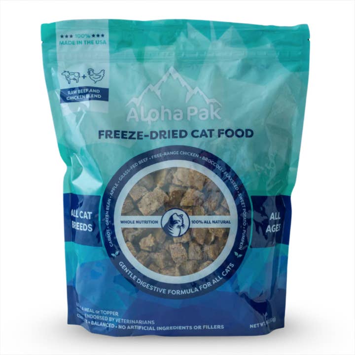 Premium Raw Freeze Dried Cat Food Beef & Chicken for wholesale by Camping With Dogs and AlphaPak