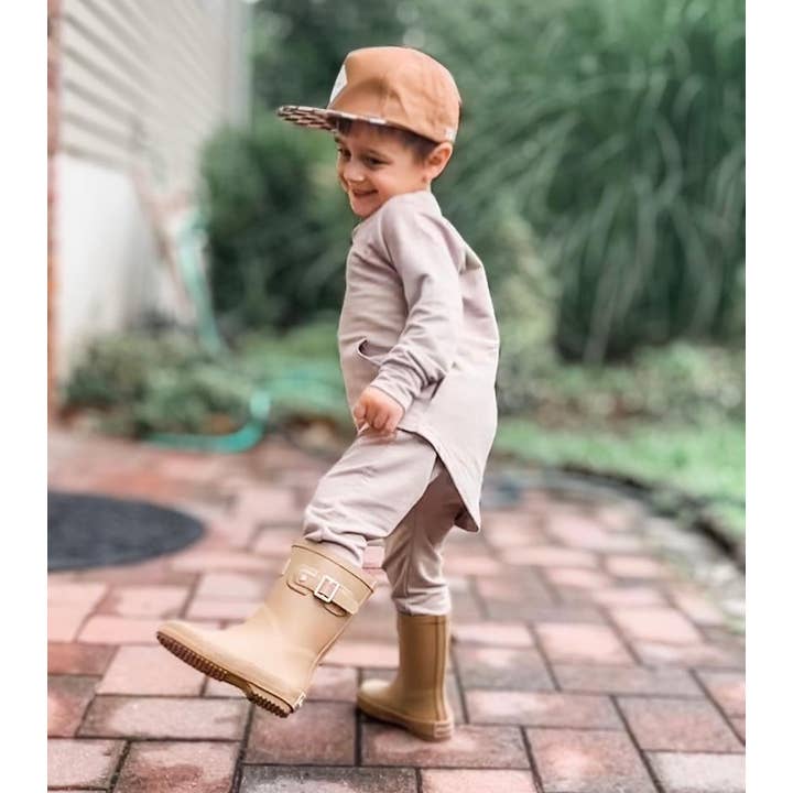 BRAUN KICHERN DOODLE für den Großhandel auf Faire8