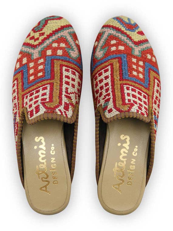 Women's Sumak Kilim Slippers - Size 8 for wholesale by Artemis Design Co.