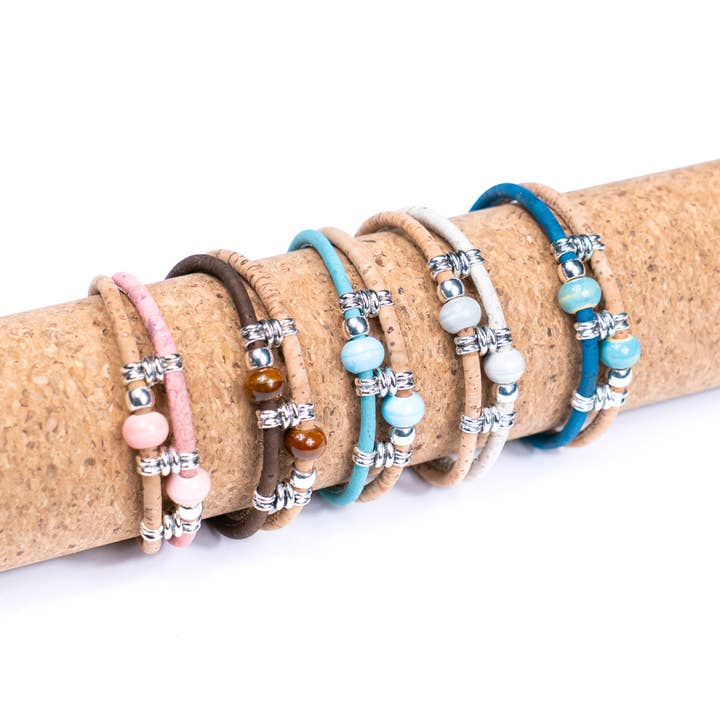 Farverig korktråd og keramiske perler håndlavet armbånd til kvinder BR-425-MIX-5 for engroshandel hos Meninas Bonitas Cork