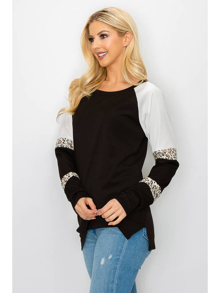 ePretty - Wholesale Tunic - Women's - G4-TP2153 Ribbed Leopard Color Block Long Sleeve Top25