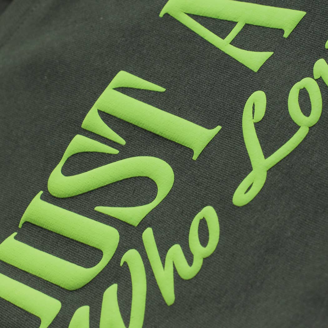 Fashion City - Wholesale Graphic Sweatshirt - Women's - JUST A GIRL WHO LOVES JESUS PUFF MIDWEIGHT Sweatshirt7