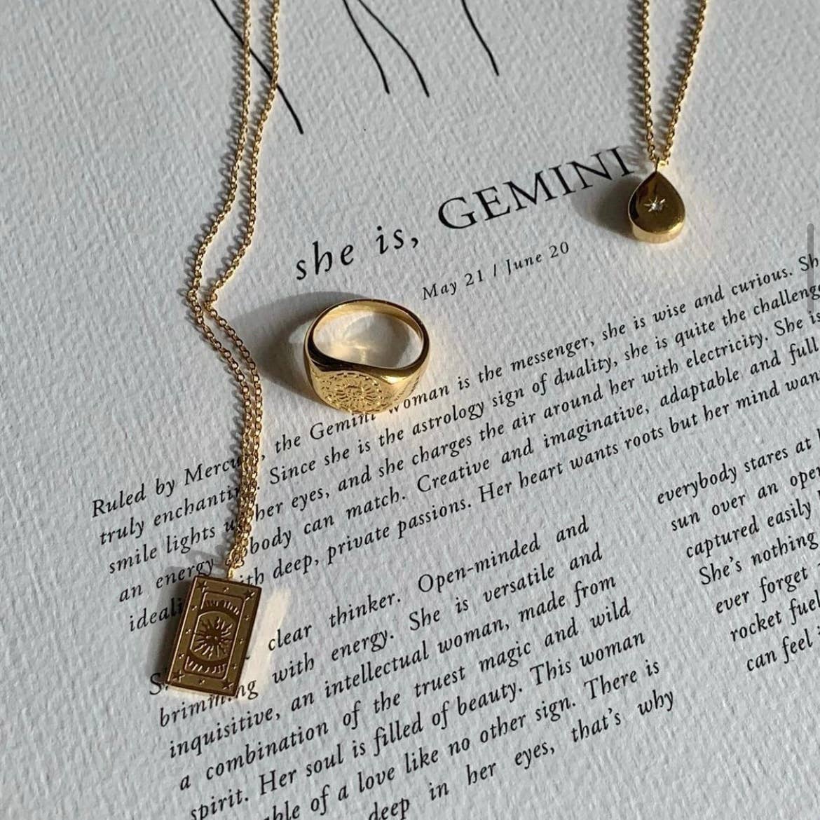 Glacier Mist – wholesale Hänge-/berlockhalsband – Sun Tarot kort halsband4