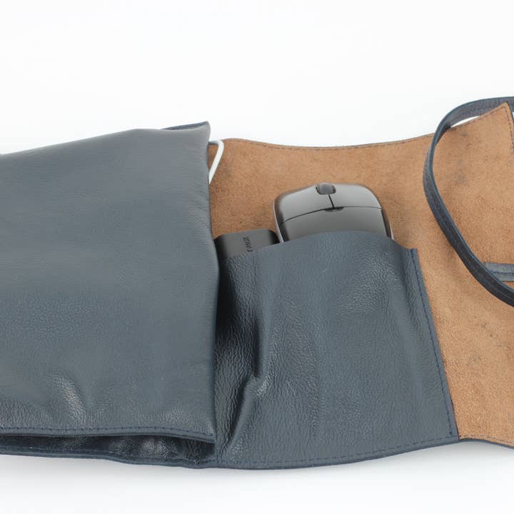 Leather Impressions Inc - Wholesale Cord Holder - Leather Roll up Cord Keeper Wrap Around Tech Case12