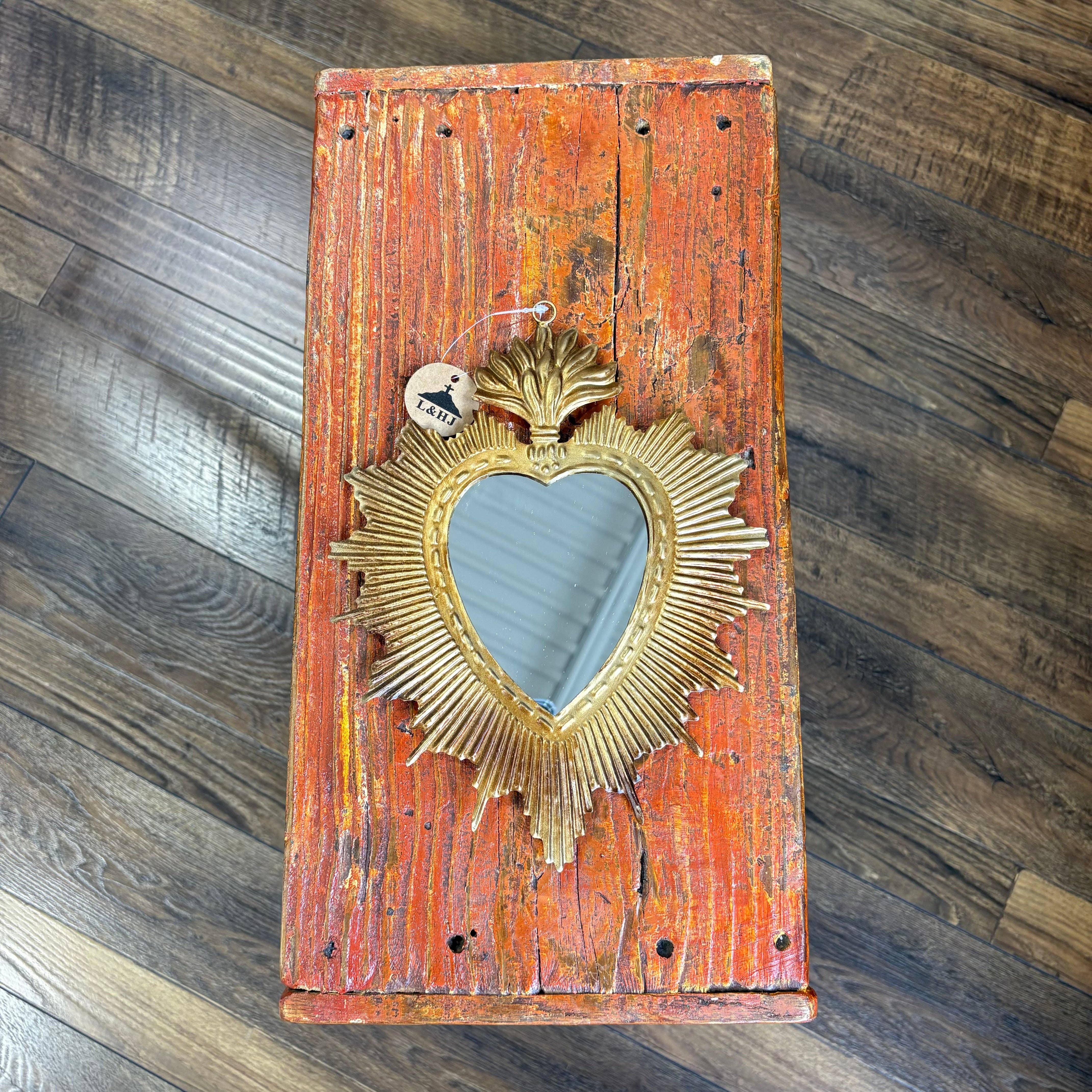 Love and Honor Jesus LLC - Wholesale Wall Mirror - Tin Rounded Rays Sacred Heart Mirror0