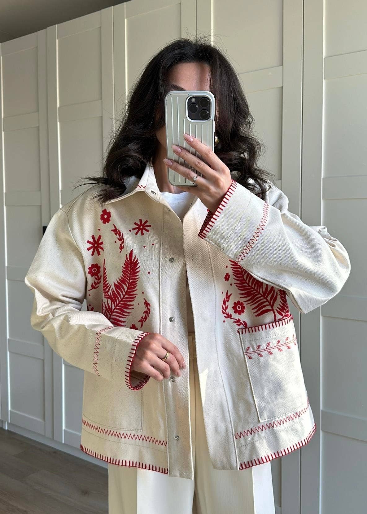 miglo - Wholesale Jacket - Women's - Embroidered Lapel Long Sleeve Jacket – 6 Piece Set

6