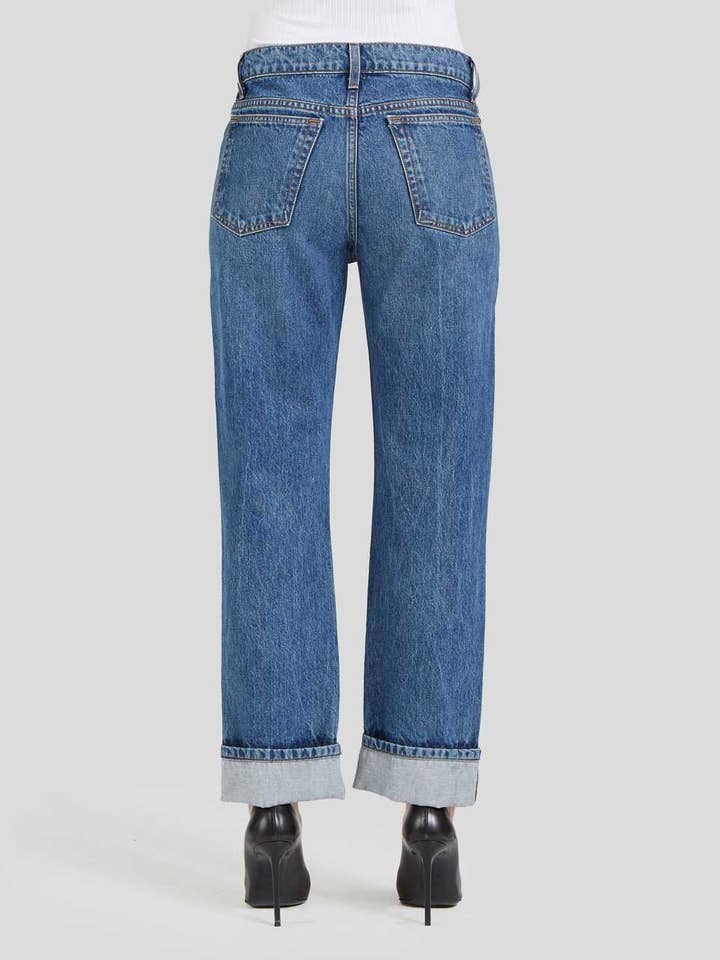 JEANS PREMIUM DE CINTURA ALTA PARA NAMORADA por atacado de Private Label Clothing