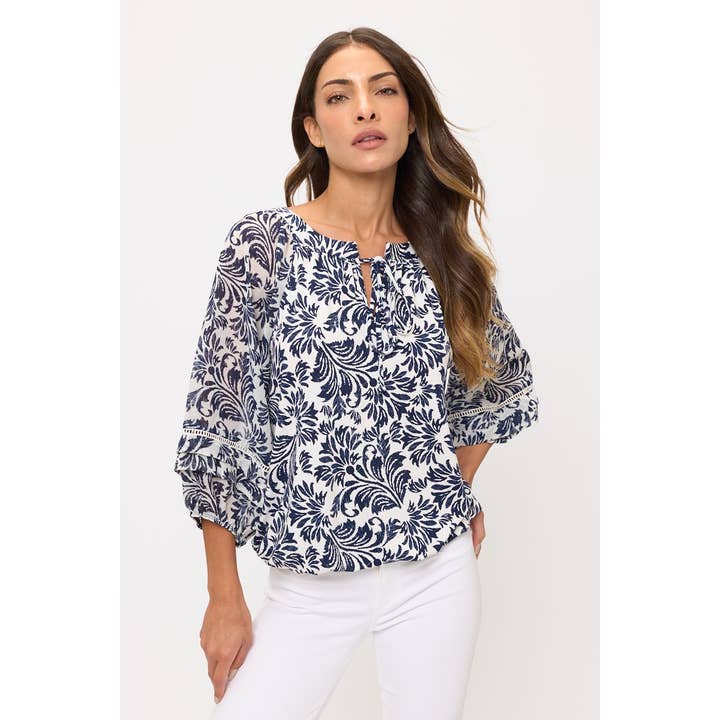 Creme/Marine FLORALES MIX-MEDIA-GITTERDETAIL-BUBBLE-SAUM-BAUERNKLEID für den Großhandel auf Faire1