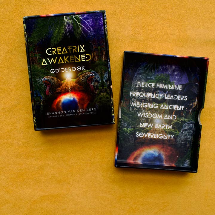 Red Wheel/Weiser LLC - Wholesale Tarot Cards - Creatrix Awakened Oracle Deck: 33 Cards & 126 Pg Book)