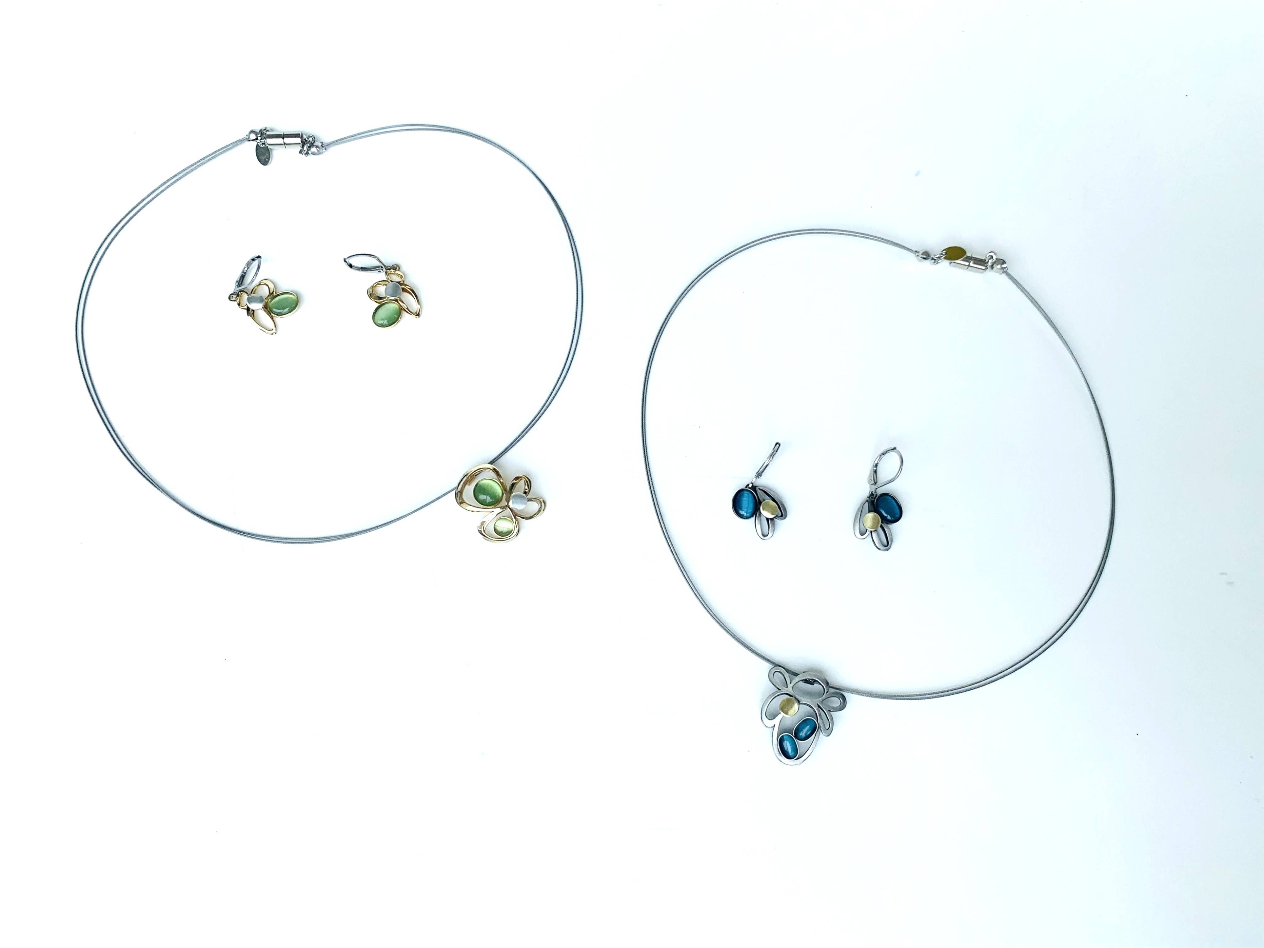 Christophe Poly / Crono Design – wholesale Jewellery set – SETS (KY) - Small Pendant WireNeck(K) 19" & LeverEar(X) Sets3