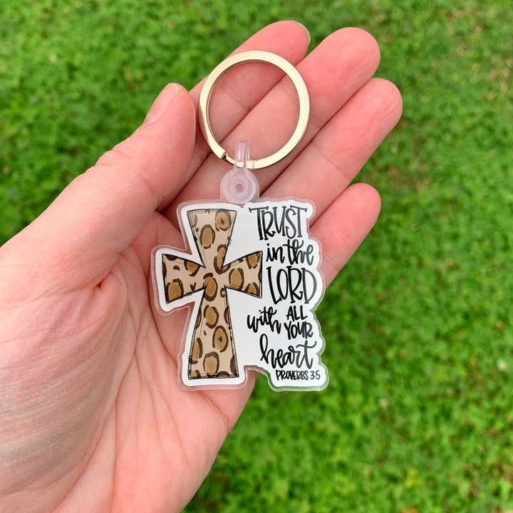 Painted Skies - Wholesale Keychain - Women's - Trust In The Lord Leopard Cross Christian Acrylic Keychain2