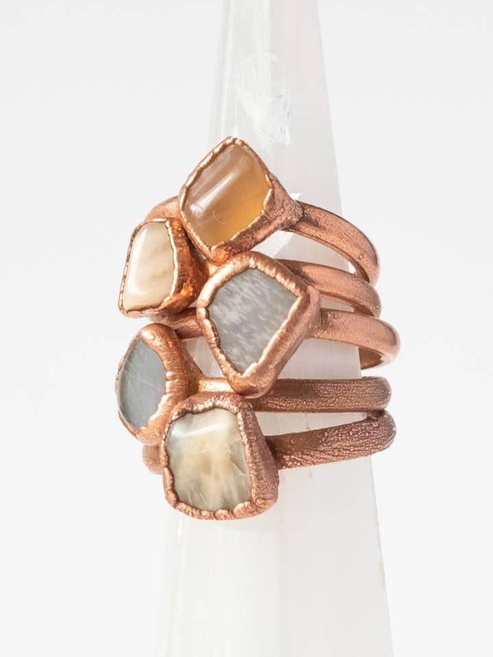 Bague Empilable en Cristal de Pierre de Lune | Cuivre Recyclé pour la vente par The Cyprus Cabinet