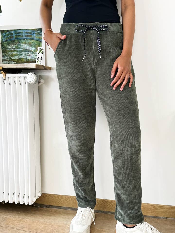 ZAFA PARIS - Wholesale Pants - Women's - 56F03P45-Panta-Jogg velvet with front pocket7