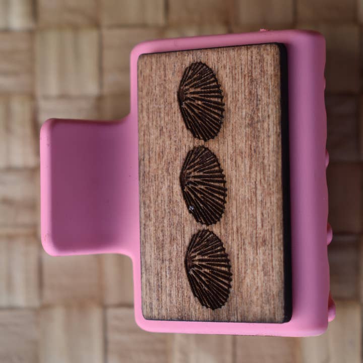 Revel Sun Hawai'i – wholesale Hair clip – Women’s – Mini Handmade Wood Engraved Hair Clip5