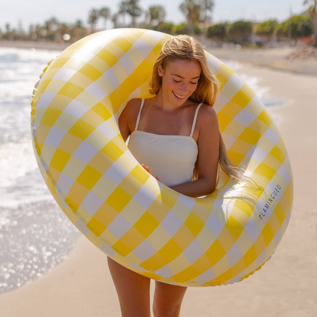 Flamingueo - Wholesale Inflatables - Giant Pool and Beach Float with Vichy yellow Print7