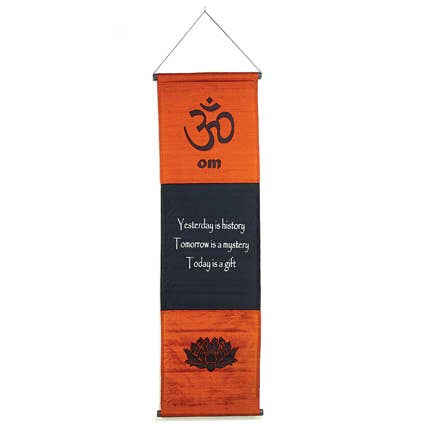 Benjamin International - Wholesale Banner - Cotton 3 Panel Banner Om 50"0