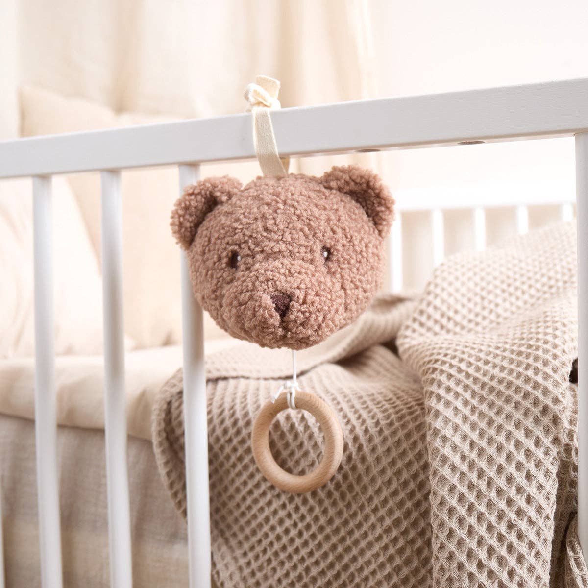 Bieco Spielwaren - Wholesale Stuffed/Plush Toy - Kids & Baby - MUSIC BOX BEAR MIKA1