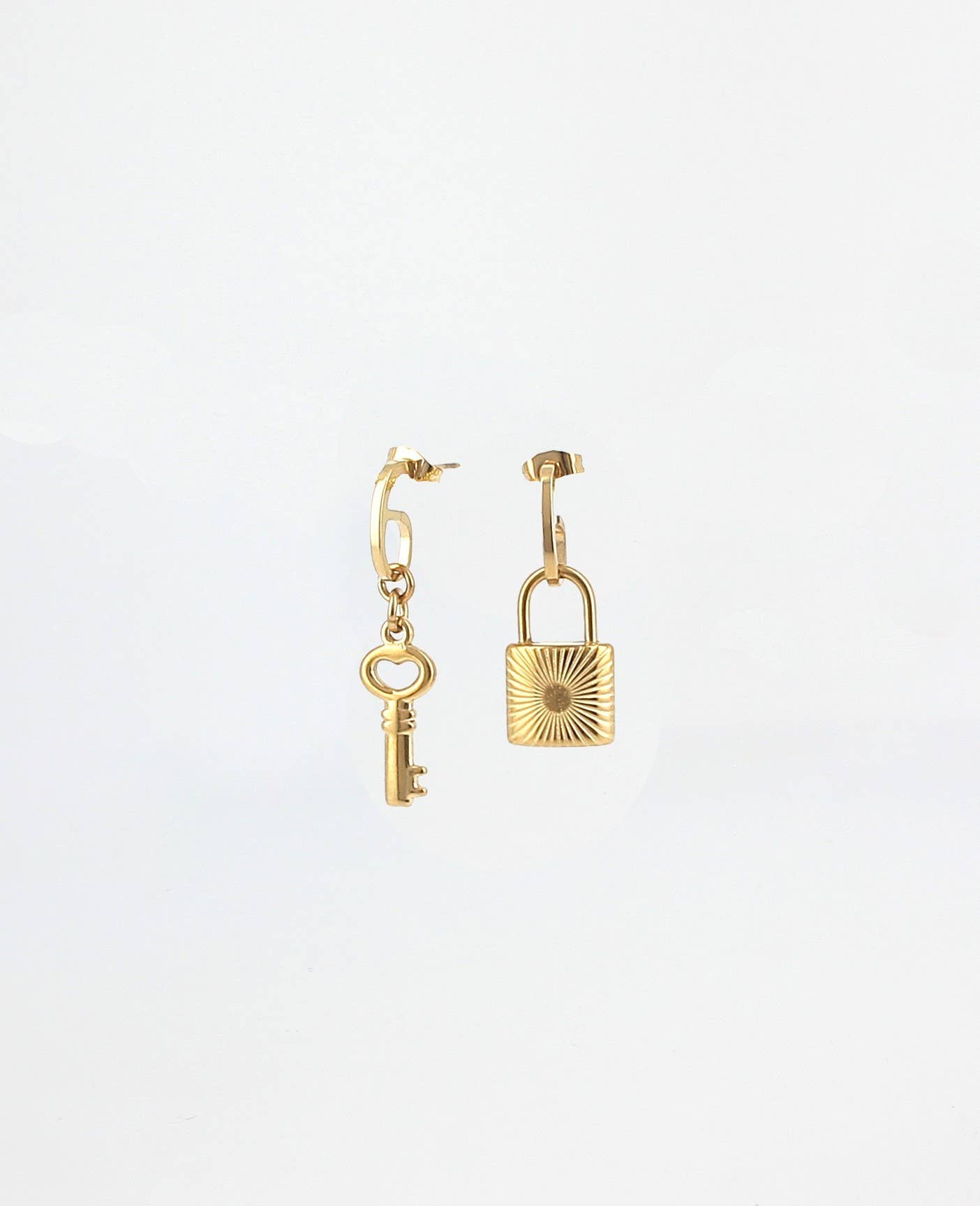 Opaya Bijouterie - Wholesale Hangende/ronde oorbellen - Oorbellen van Claire0