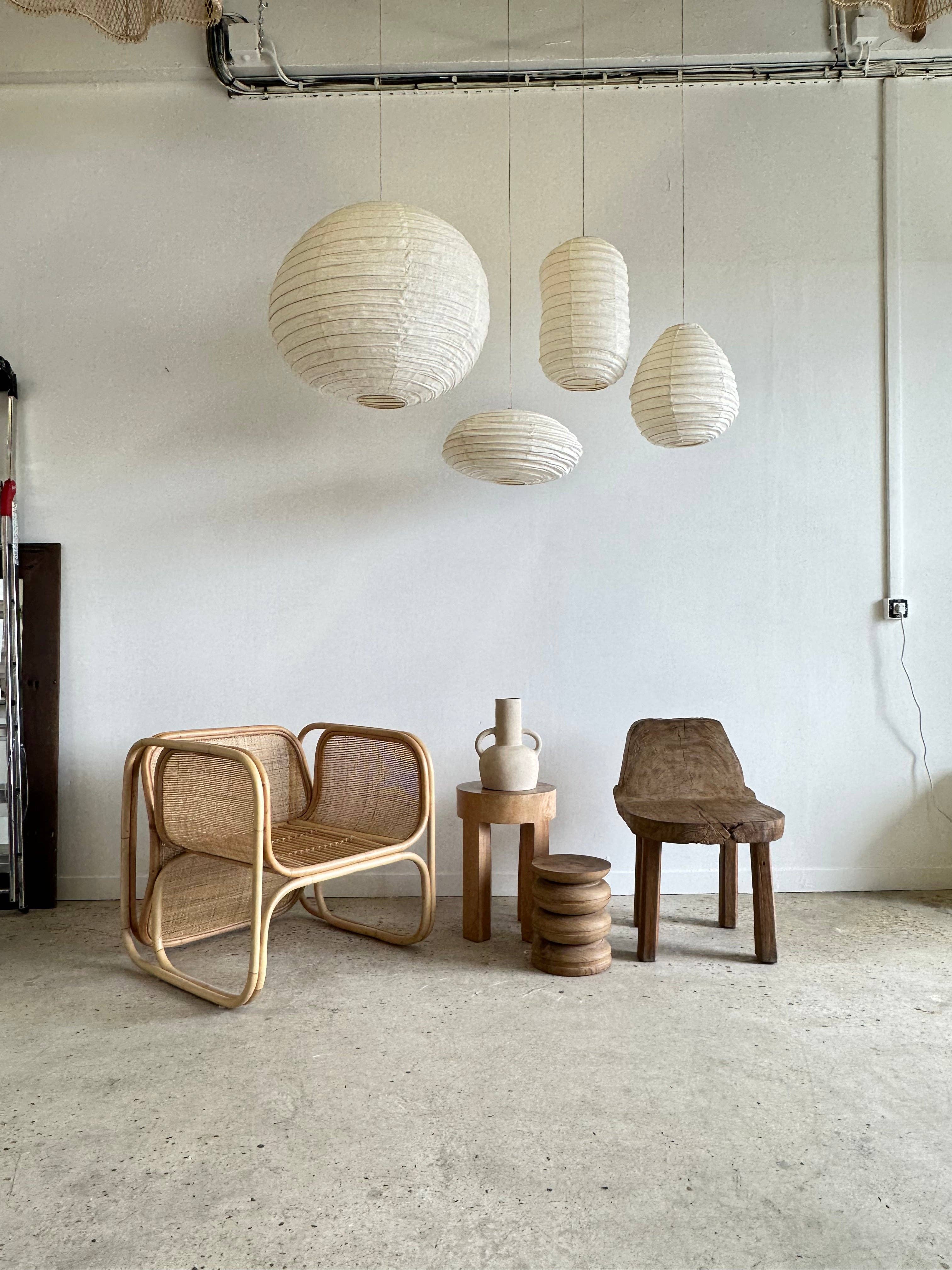 Office Objets - Wholesale Chandelier/Hanging Light - Average Japanese-style oval flattened pendant in rattan and natural linen H30 D4511