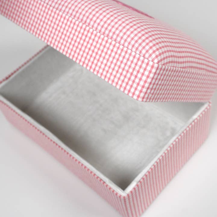 MARCELA – wholesale Keepsake box – Child & baby – Small Baby Keepsake Box-Seersucker Check Cotton1