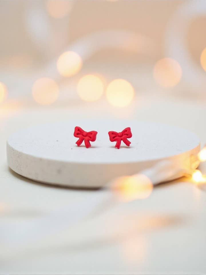 Petits clous en ruban pour la vente par Clay Dazing