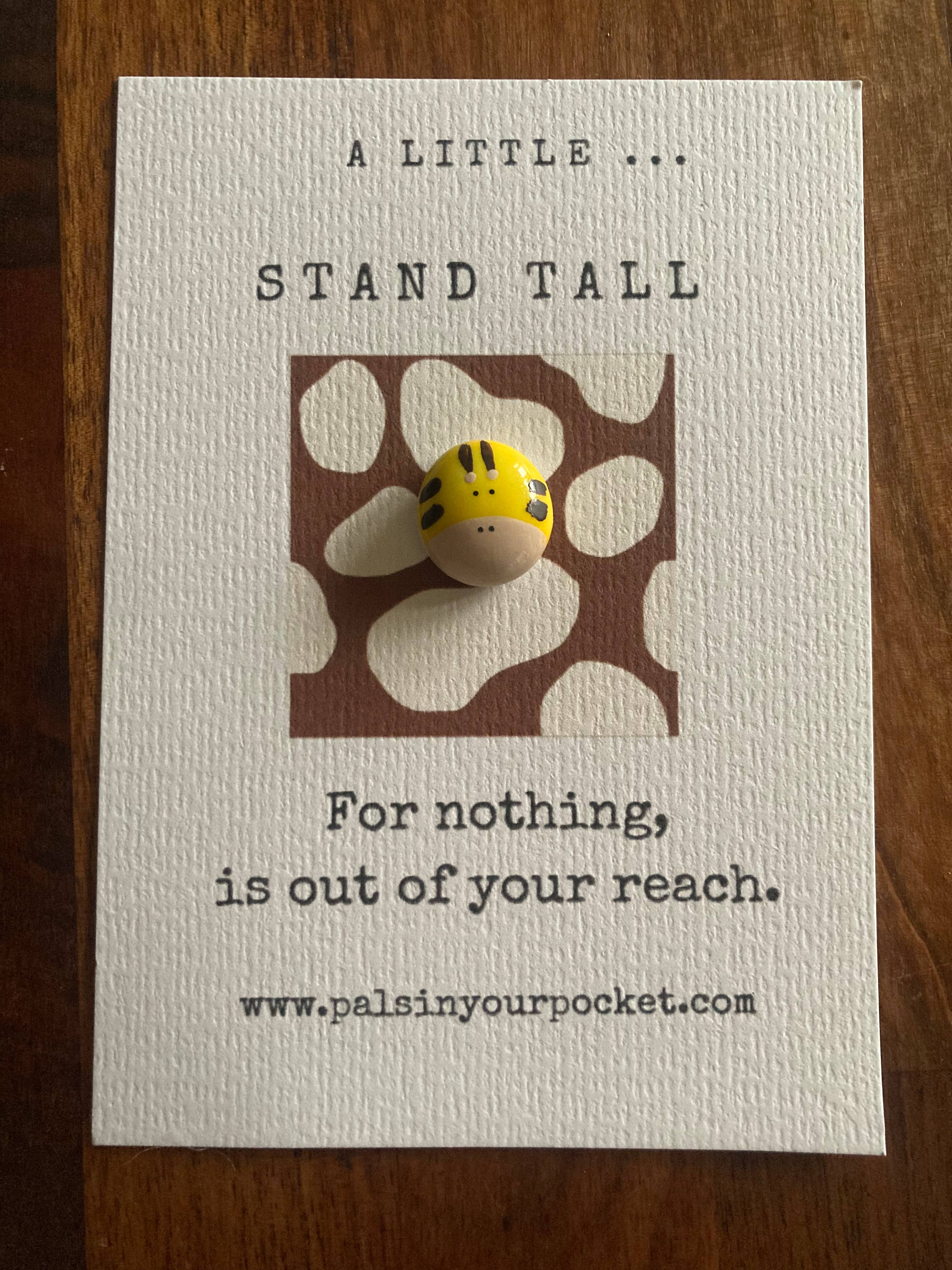 Pals in your Pocket – Großhandel Sammelmünze – Tier-Taschenfreund und Karte. Adoptiere ein Haustier Giraffe. Vertrauen