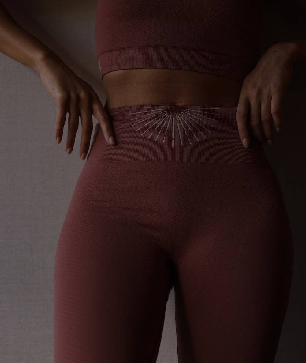 Yoga Searcher – wholesale Sport-/loungeleggings – Dam – KEISHO – Tights tillverkade av återvunna material13