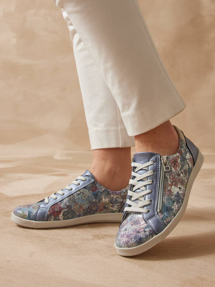 Leather sneakers with Aérosemelle® (2002286_0001) for wholesale by PEDICONFORT