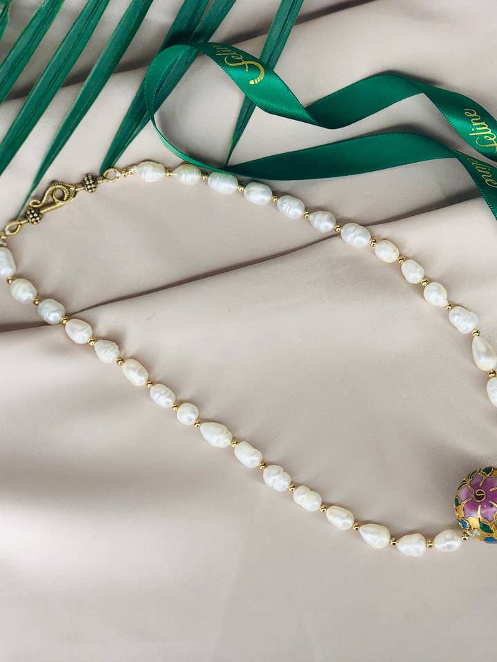 Venicia Perlenkette für den Großhandel von Feline Jewelry Studio Universe