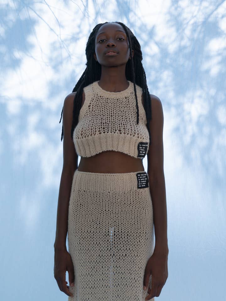 HANDGESTRICKTES CROP-TOP für den Großhandel von LAST POETS