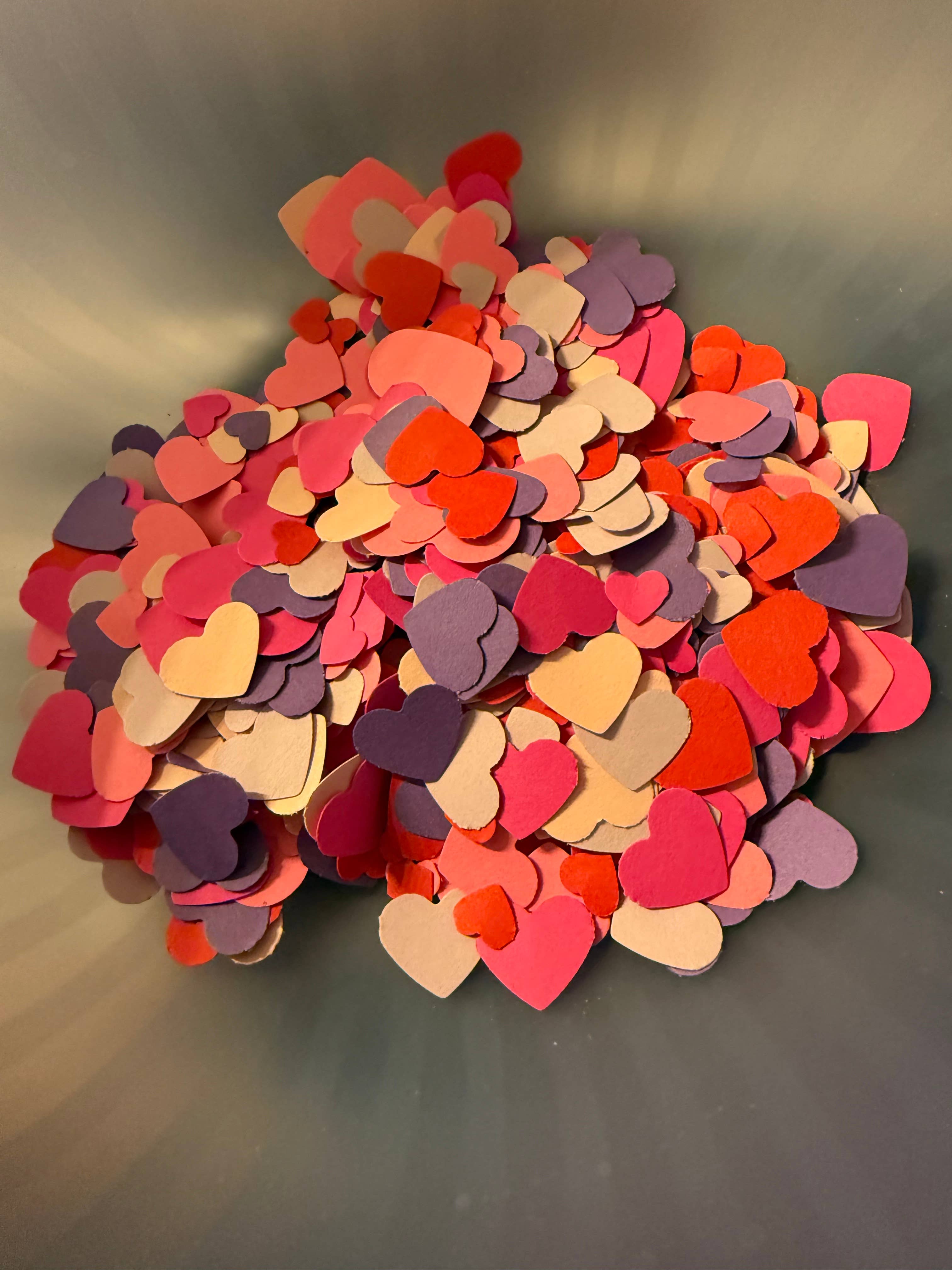 Wicked Bubbles LLC - Wholesale Bath Bomb/Fizz - Red agate heart inside Bath bomb-4.7 oz-LOVE SPELL cauldron 5