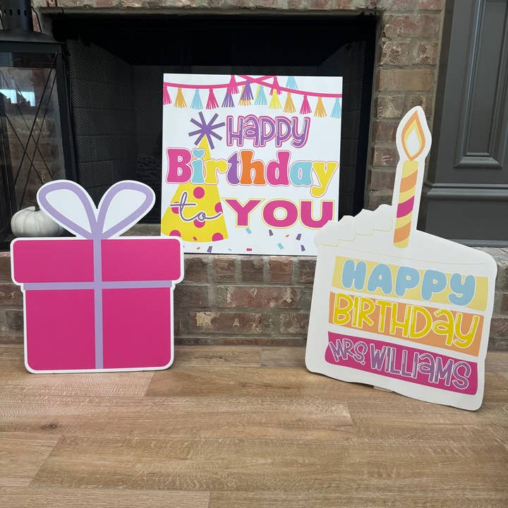 Lovely Reese - Wholesale Outdoor Sign - Happy birthday to YOU0